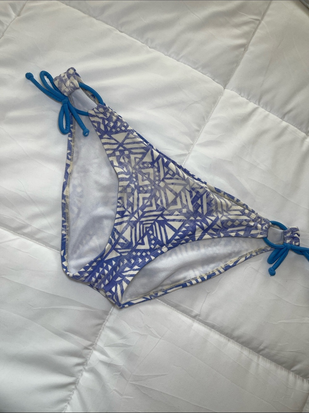 Arizona Jean Company Blue and White Geometric Tie-Side Bikini Bottoms